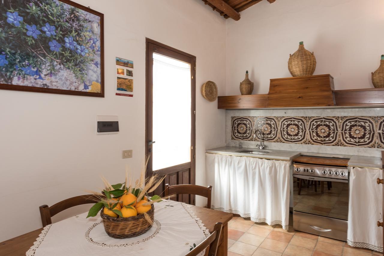 Azienda Agrituristica Tenuta Pizzolungo Эриче Экстерьер фото